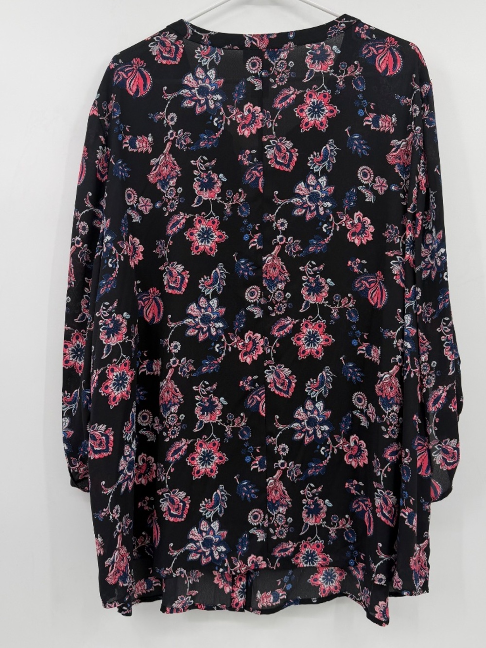 Catherines Top Women 3X NEW Black Pink Sheer Roll Tab Sleeve V Neck Lightweight - Picture 7 of 12